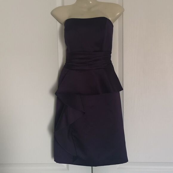 David Bridal Ladies Strapless Ruffle Mini  Dress 6 Purple - Picture 3 of 16